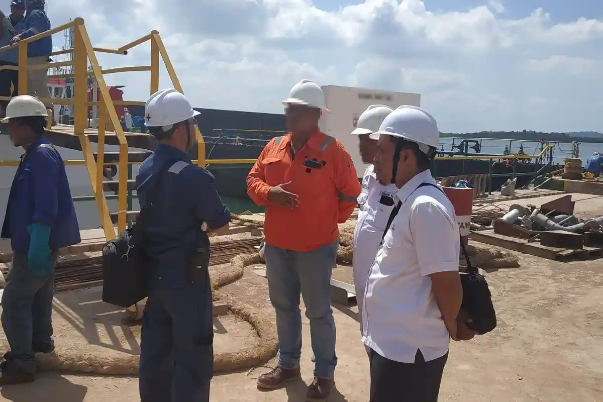 Dokumentasi proses penanganan klaim asuransi Builders Risk di galangan kapal Batam